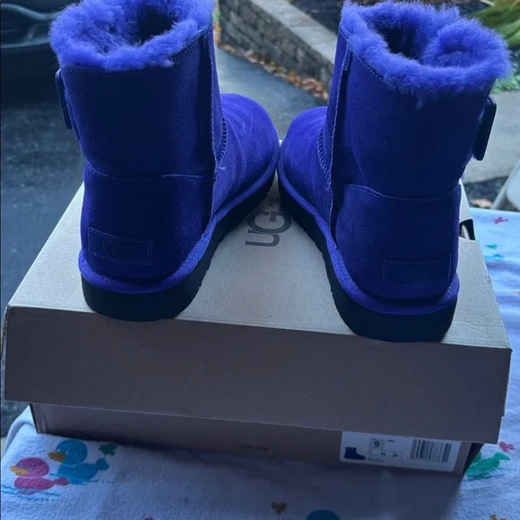 UGG Vibrant Purple Sheepskin Boots - Picture 3 of 3